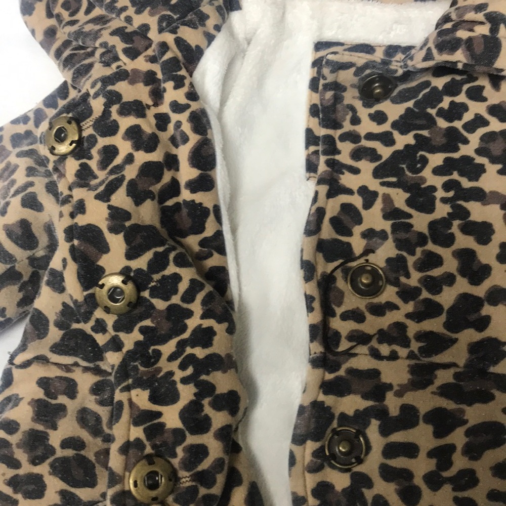 Cheetah Jacket - Picture 2 of 2